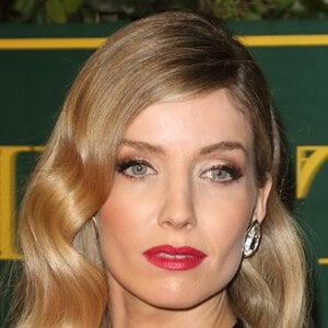 Annabelle Wallis