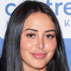 Marnie Simpson's Journey: Botox, Nose Job, and Plastic Surgery ...